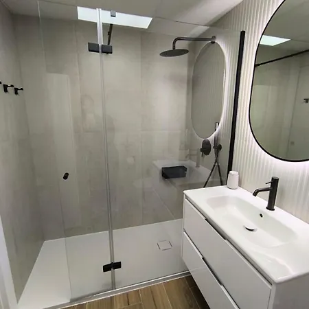 Apartamento Atico Piscina Privada Climatizada 250m Playa *