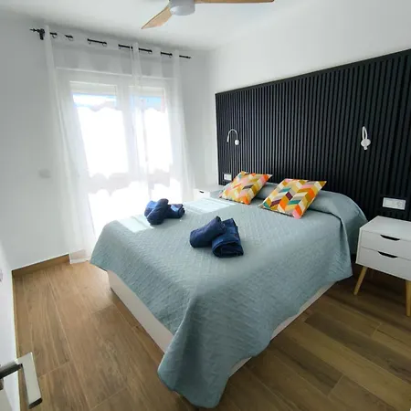 Apartamento Atico Piscina Privada Climatizada 250m Playa *